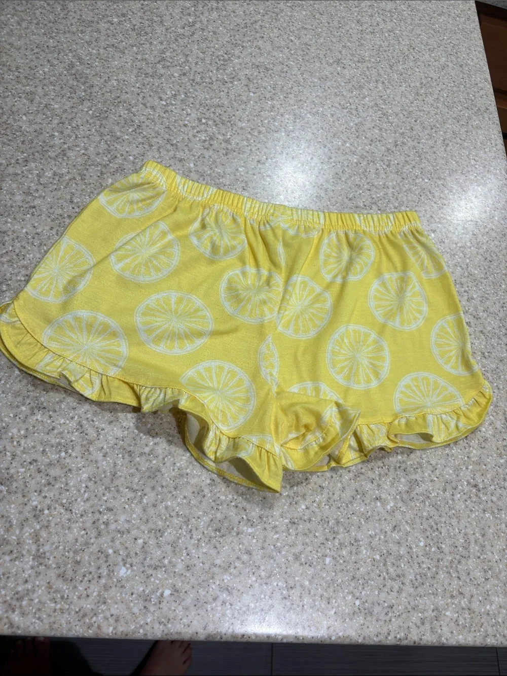 Carters size 14 lemon print tank and shorts two piece pajamas